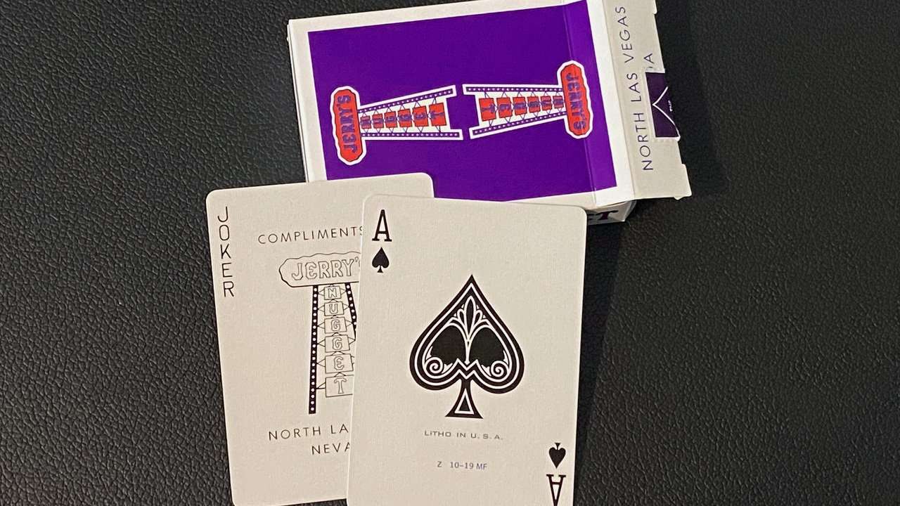 4570-modern-feel-jerry-s-nugget-royal-purple-playing-cards-uspcc-1.webp