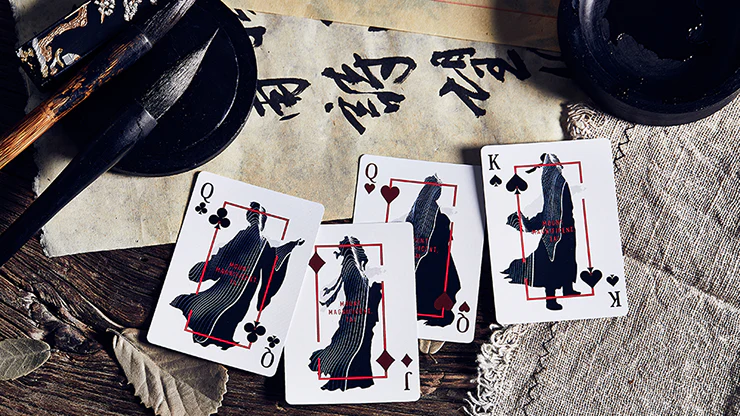4672-mountain-wang-yue-black-playing-cards-uspcc-1.jpg