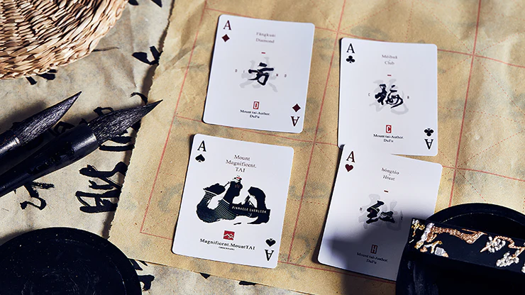 4672-mountain-wang-yue-black-playing-cards-uspcc-1.jpg