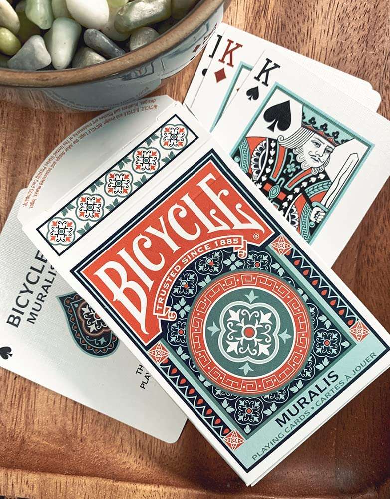 4689-muralis-bicycle-playing-cards-1.jpg