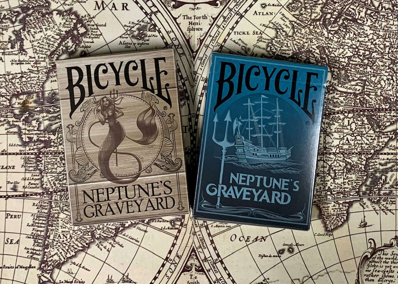 4819-neptune-s-graveyard-bicycle-playing-cards-1.webp