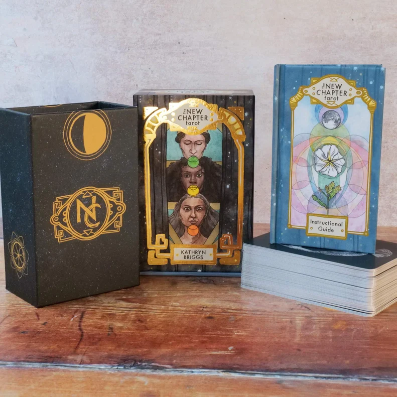4834-new-chapter-tarot-deck-1.webp