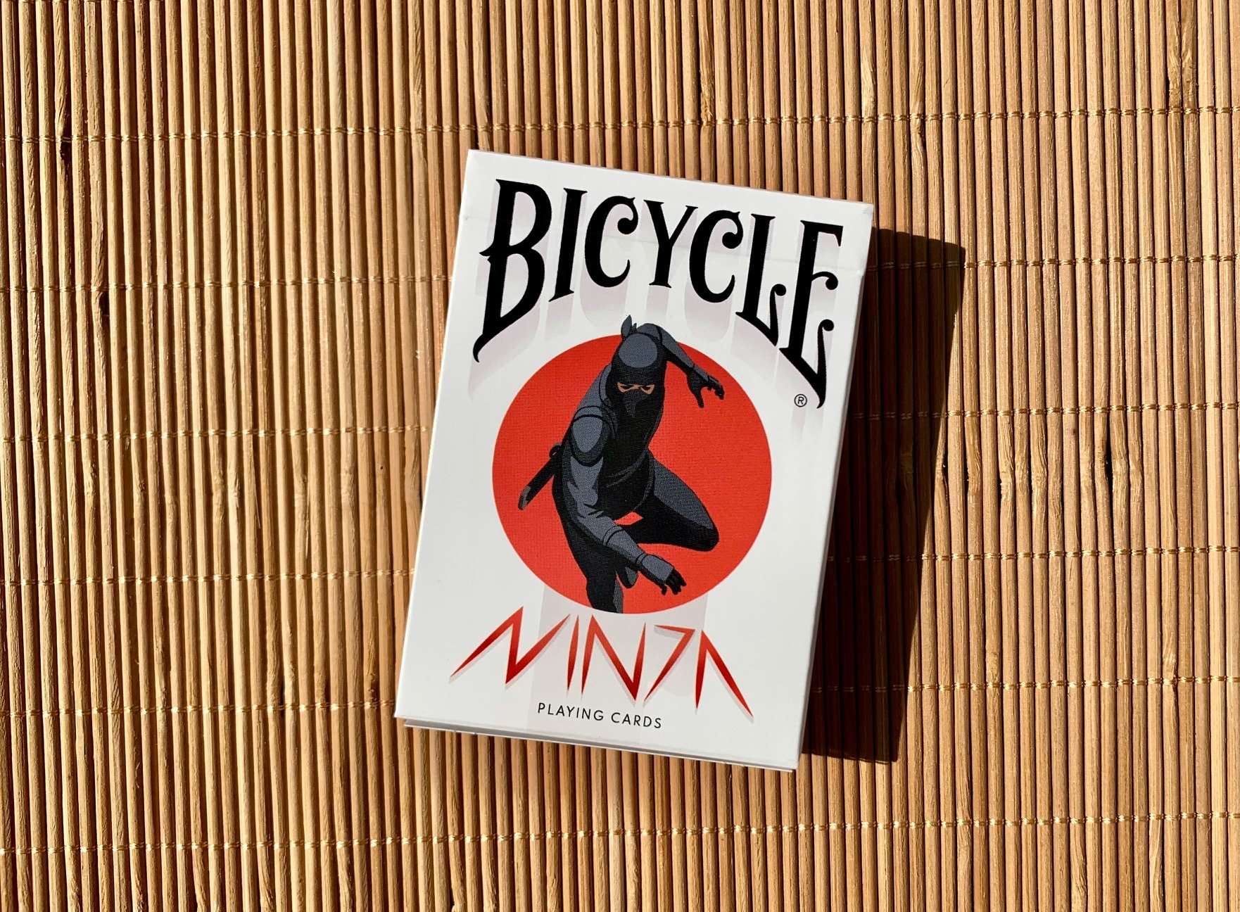4866-ninja-gilded-bicycle-playing-cards-1.jpg