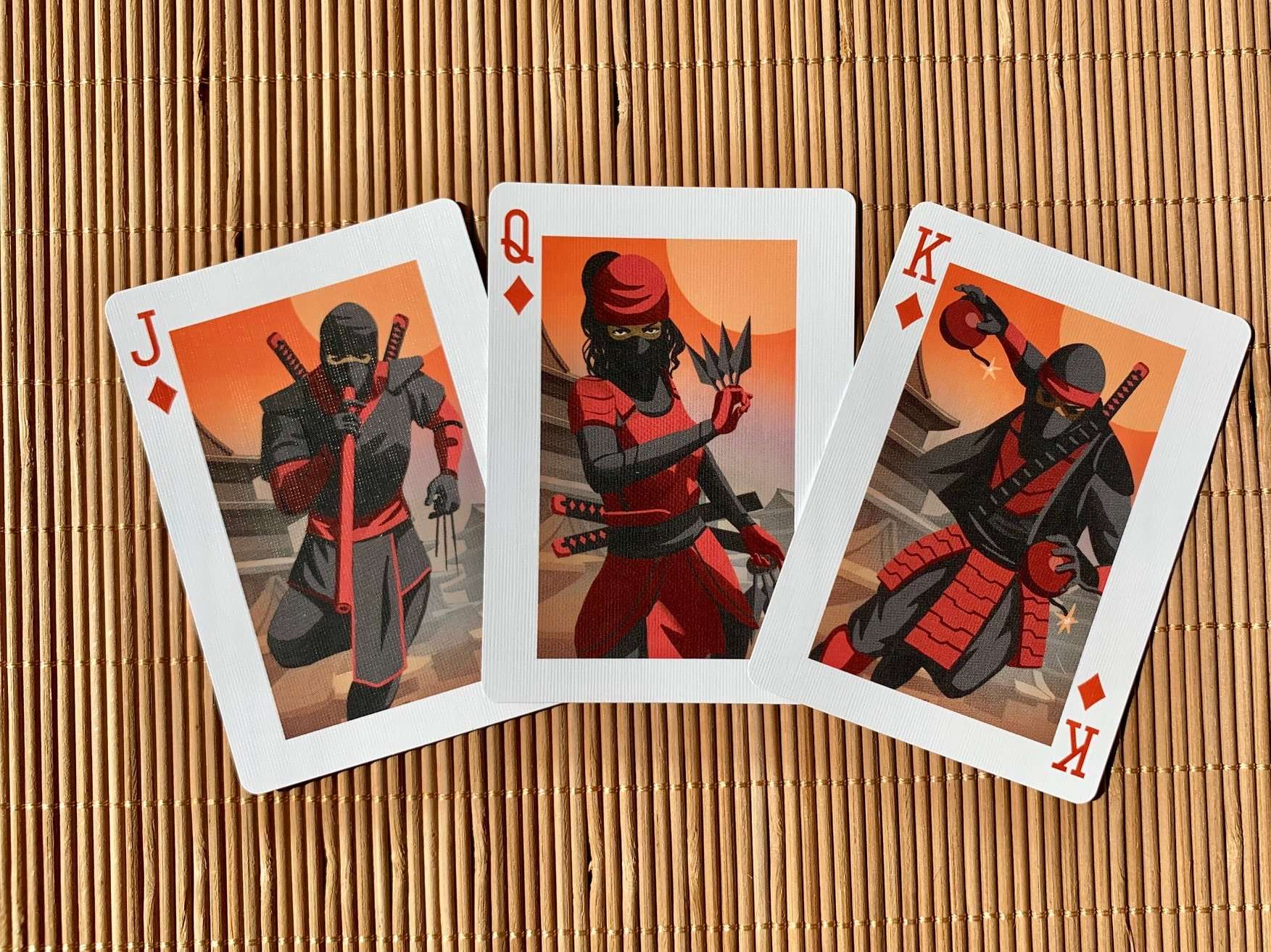 4866-ninja-gilded-bicycle-playing-cards-1.jpg