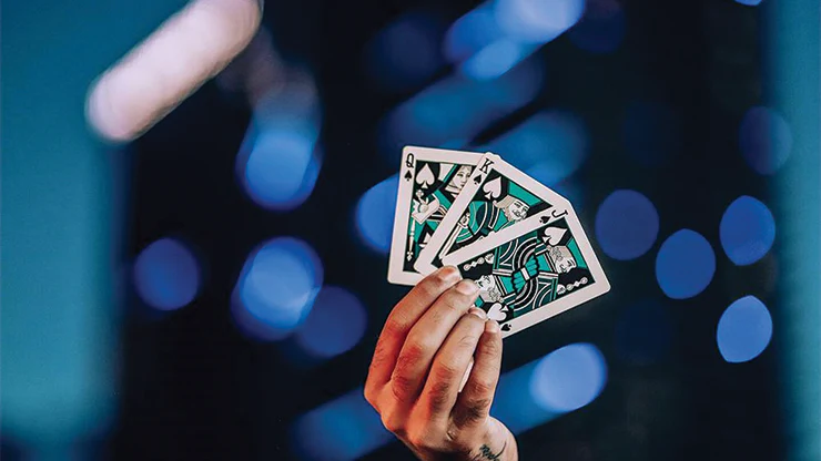 4922-noc3000x1-playing-cards-uspcc-1.webp