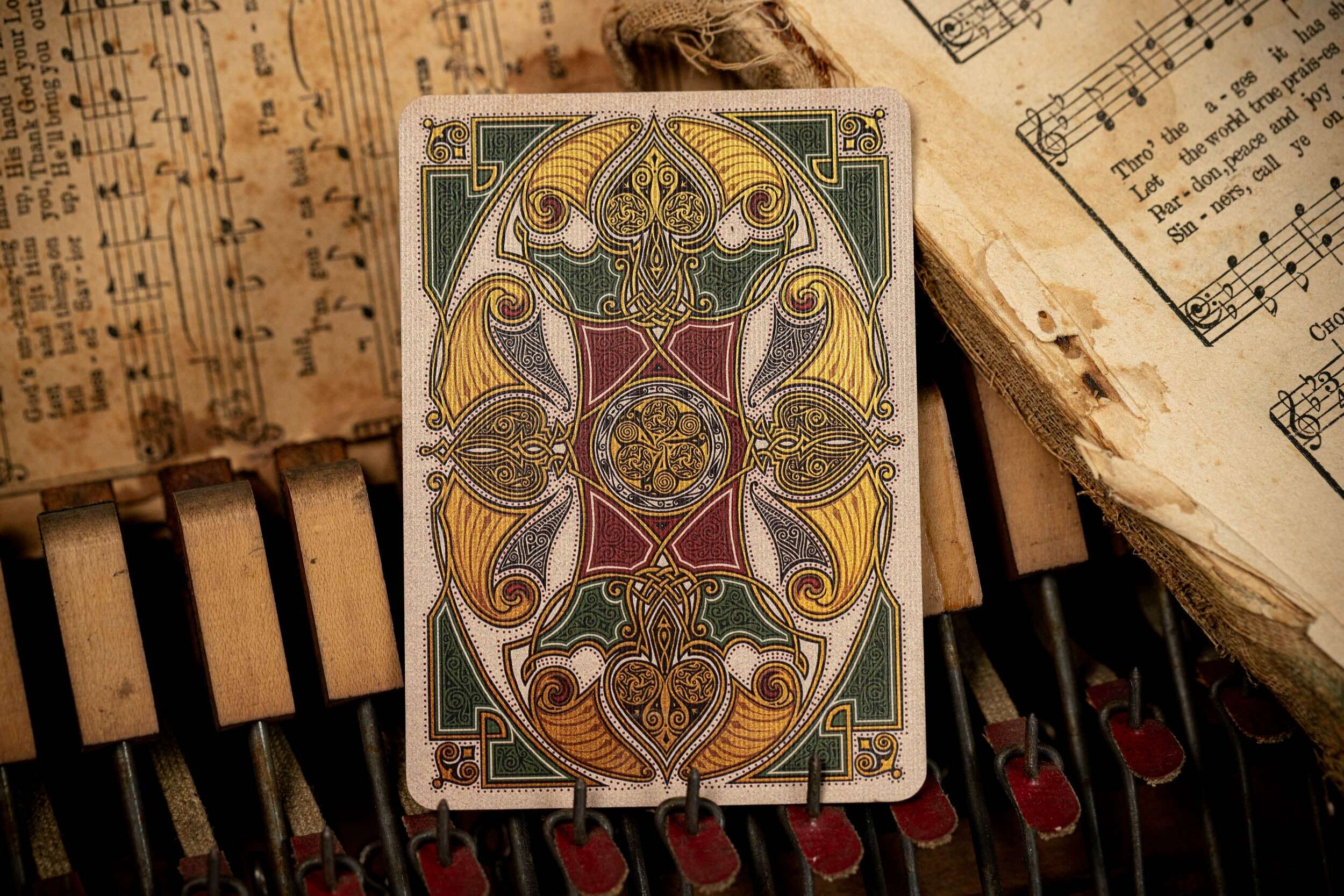 4930-noel-playing-cards-by-kings-wild-project-1.jpg