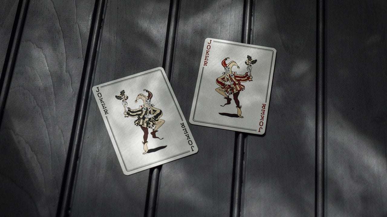 4976-oaknut-playing-cards-luxury-2-deck-set-1.jpg