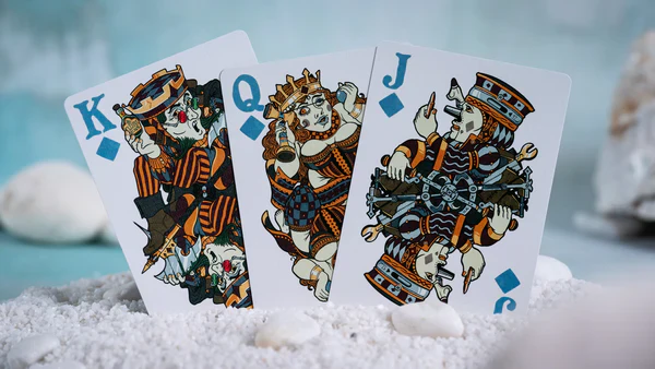 5002-odd-fellows-playing-cards-the-dude-golden-snowflake-edition-1.webp