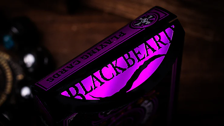 5072-one-piece-blackbeard-playing-cards-1.webp