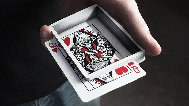 5101-optricks-red-animated-playing-cards-1.jpg