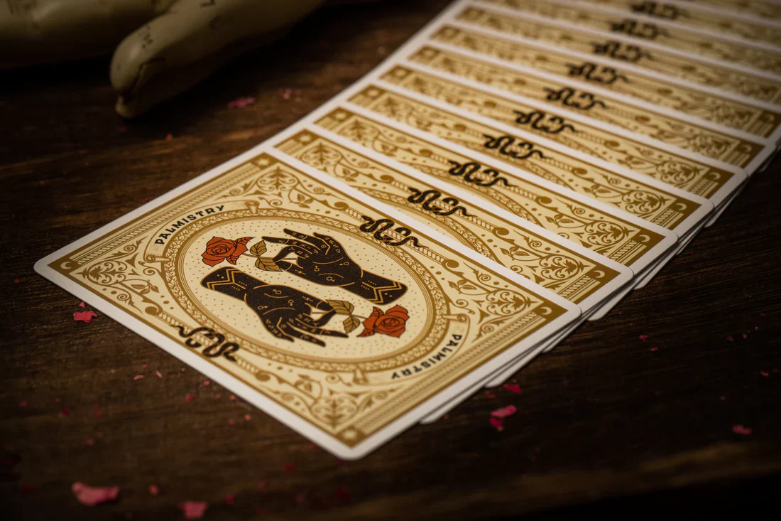 5209-palmistry-playing-cards-silver-golden-ivory-edition-twpcc-1.webp