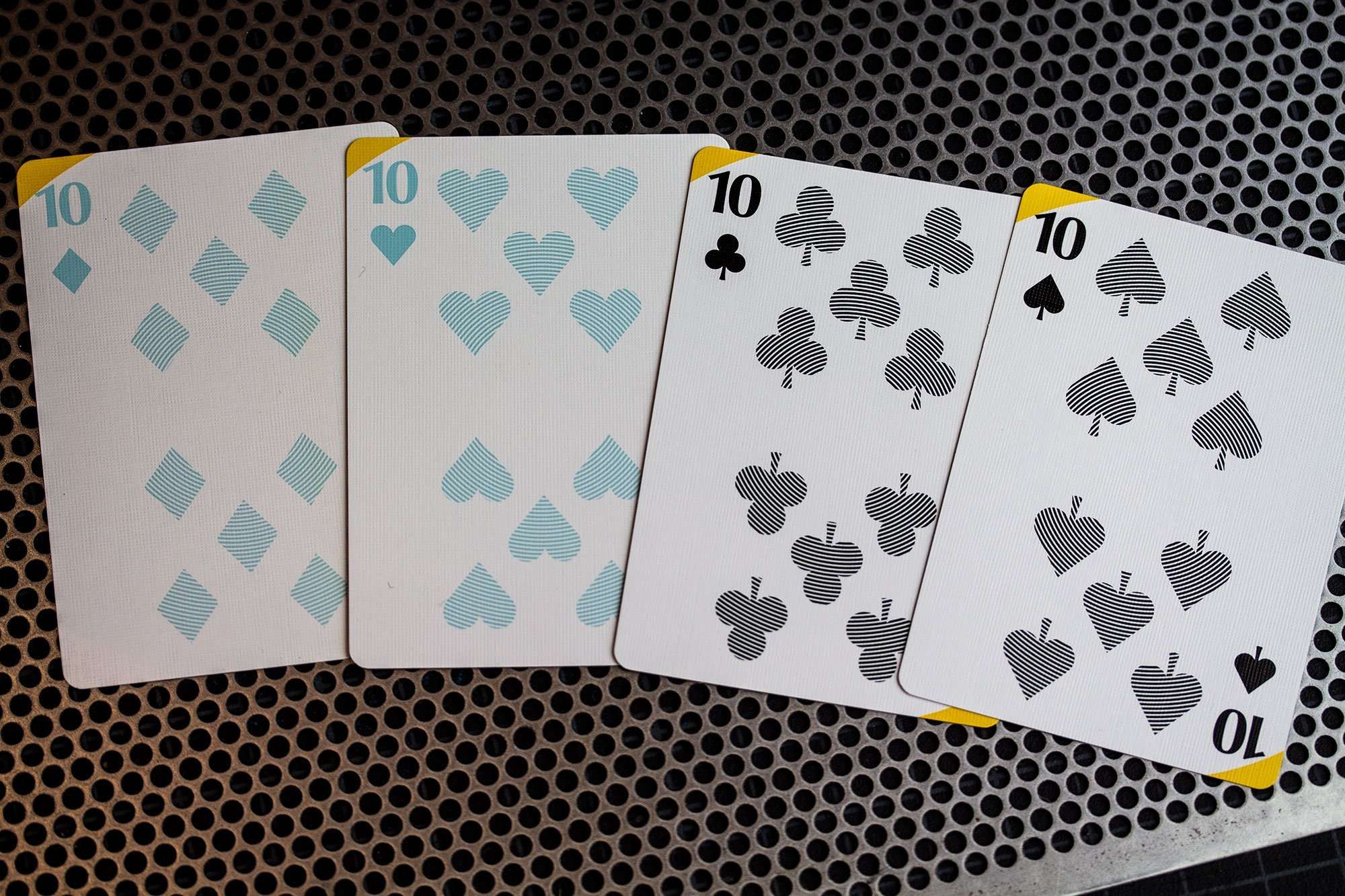5346-pi-standard-edition-playing-cards-uspcc-1.jpg