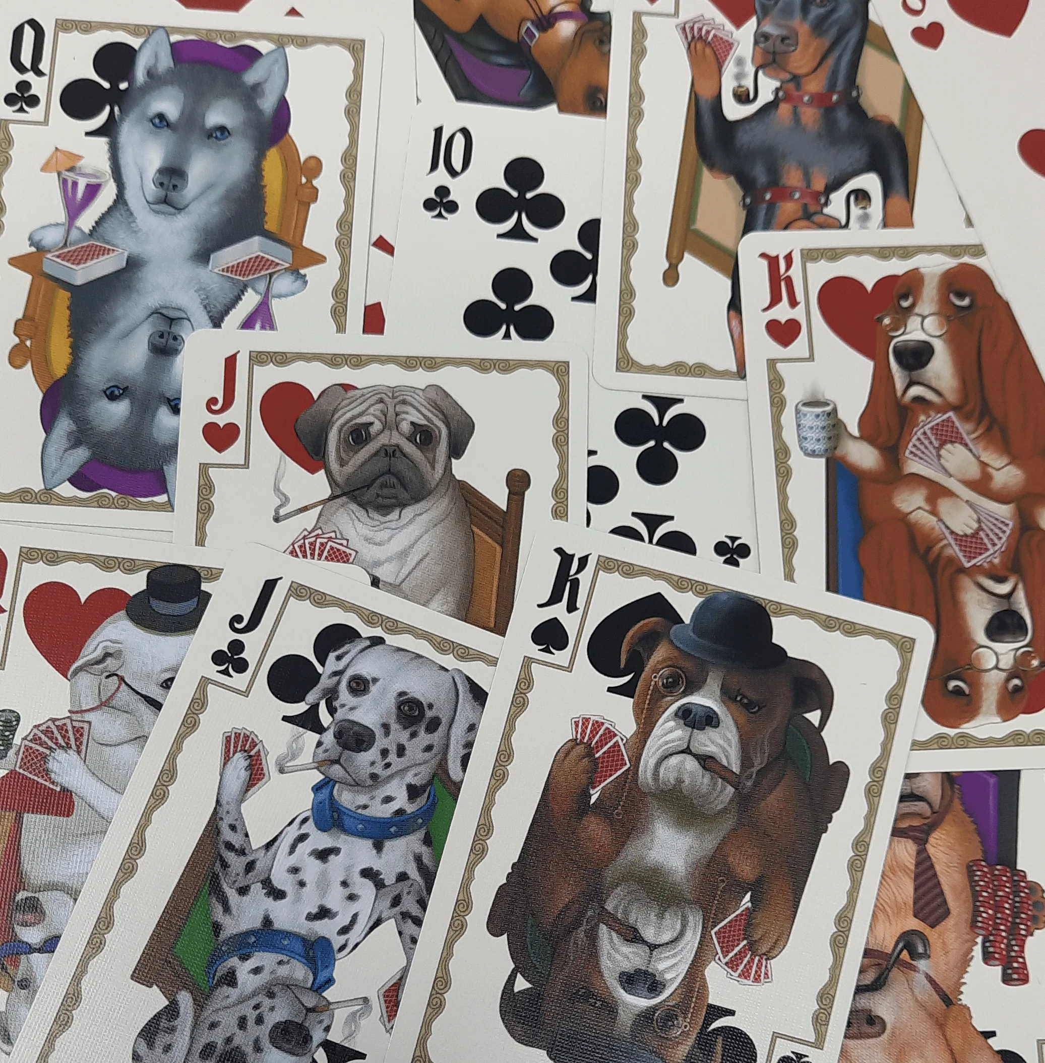5464-poker-dogs-bicycle-playing-cards-1.jpg