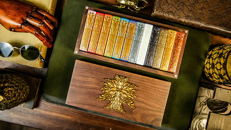 5672-rebirth-walnut-collector-s-box-set-playing-cards-1.webp