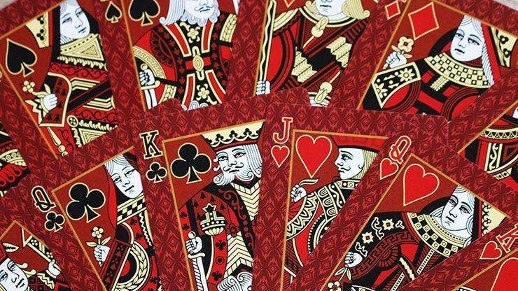 5678-red-castle-bicycle-playing-cards-1.jpg