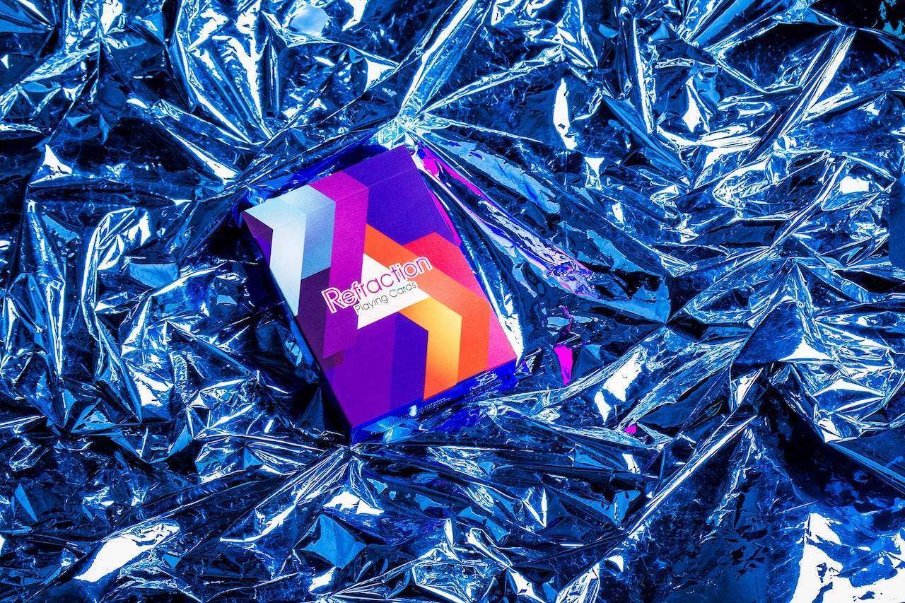 5709-refraction-playing-cards-uspcc-1.jpg