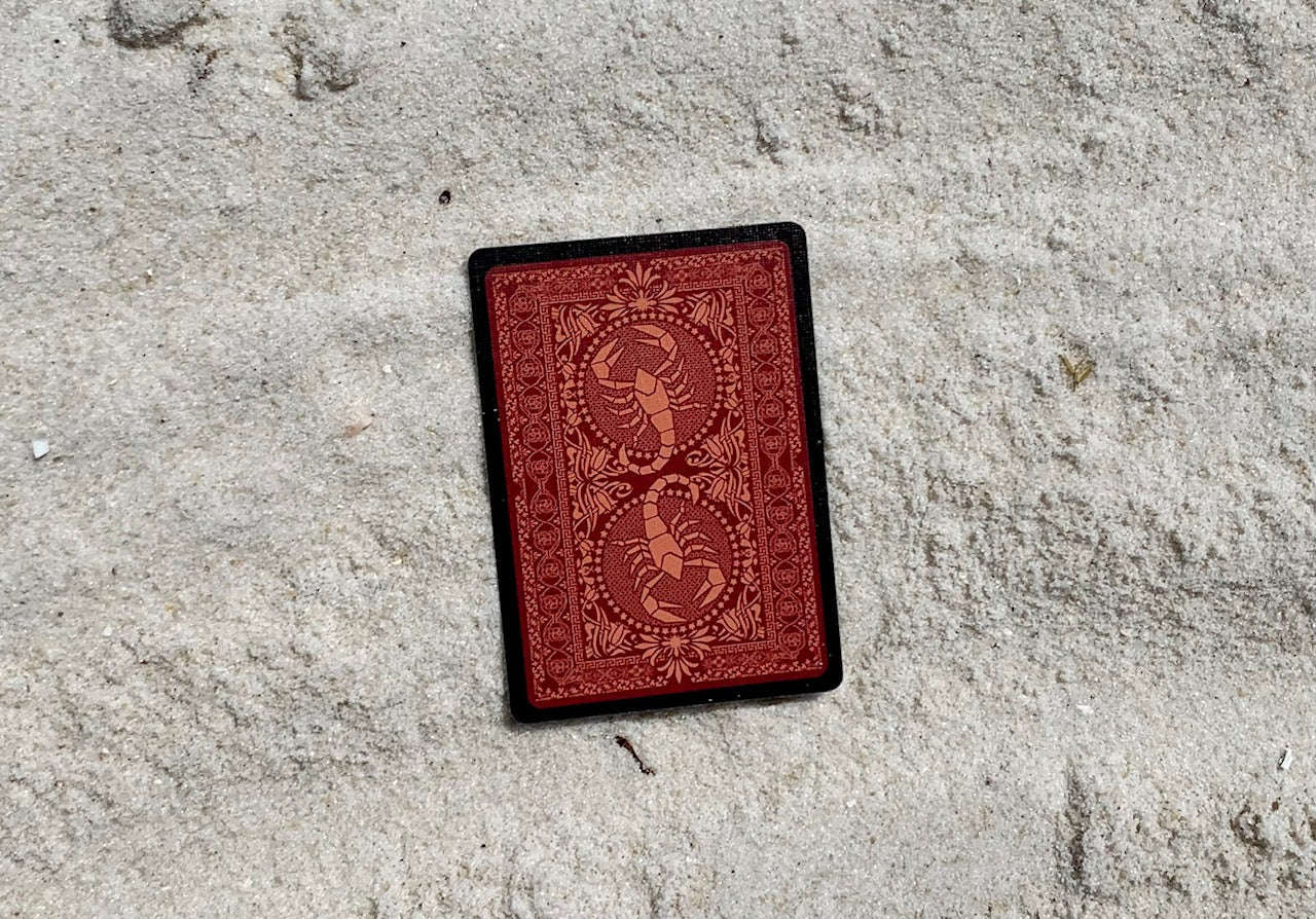 5946-scorpion-gilded-bicycle-playing-cards-1.jpg
