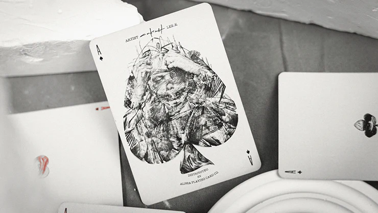 6090-silent-focus-playing-cards-1.webp