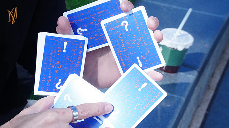 6117-simple-doodle-color-playing-cards-by-bacon-playing-cards-1.webp