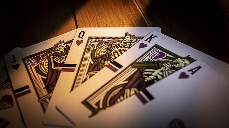 6152-skelstrument-playing-cards-uspcc-1.jpg