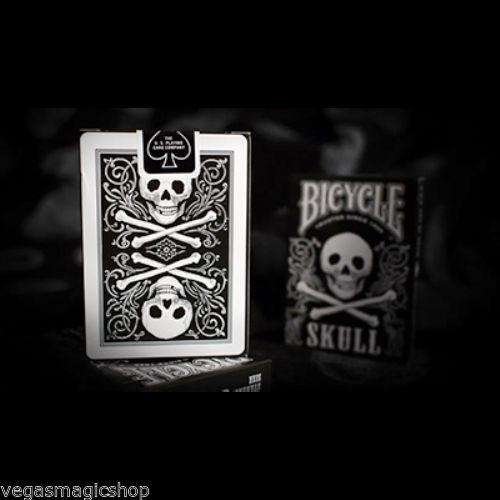 6161-skull-back-bicycle-playing-cards-1.jpg