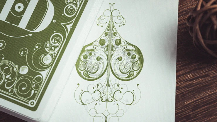 6203-smoke-mirrors-v8-green-playing-cards-uspcc-1.jpg