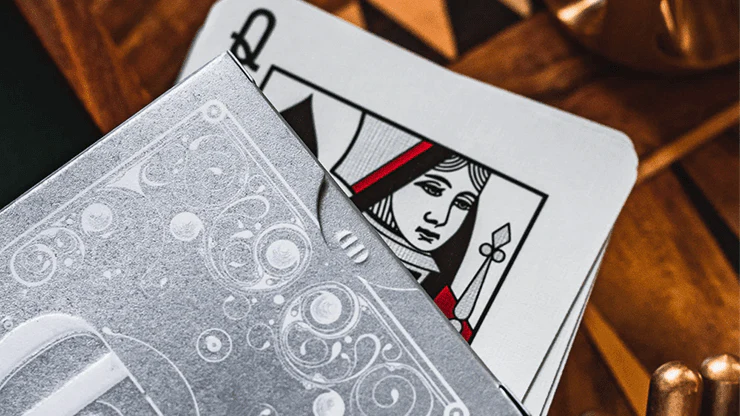 6207-smoke-mirrors-v8-silver-playing-cards-uspcc-1.jpg