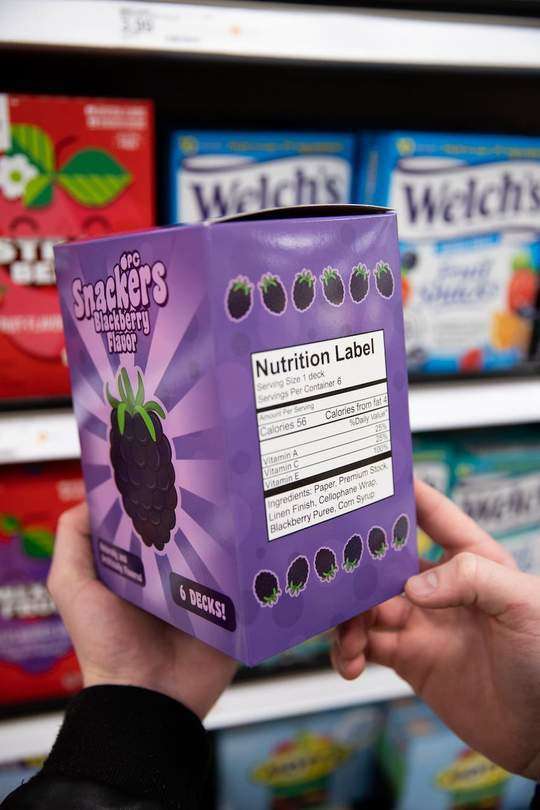 6226-snackers-blackberry-6-deck-box-1.jpg