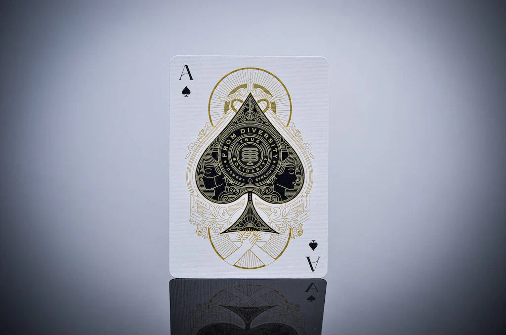 6252-solidarity-playing-cards-uspcc-1.webp