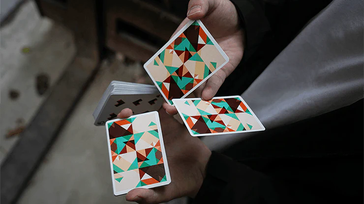 6329-sparkle-point-green-playing-cards-uspcc-1.jpg