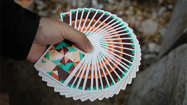 6329-sparkle-point-green-playing-cards-uspcc-1.jpg