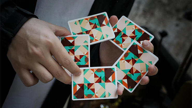 6329-sparkle-point-green-playing-cards-uspcc-1.jpg
