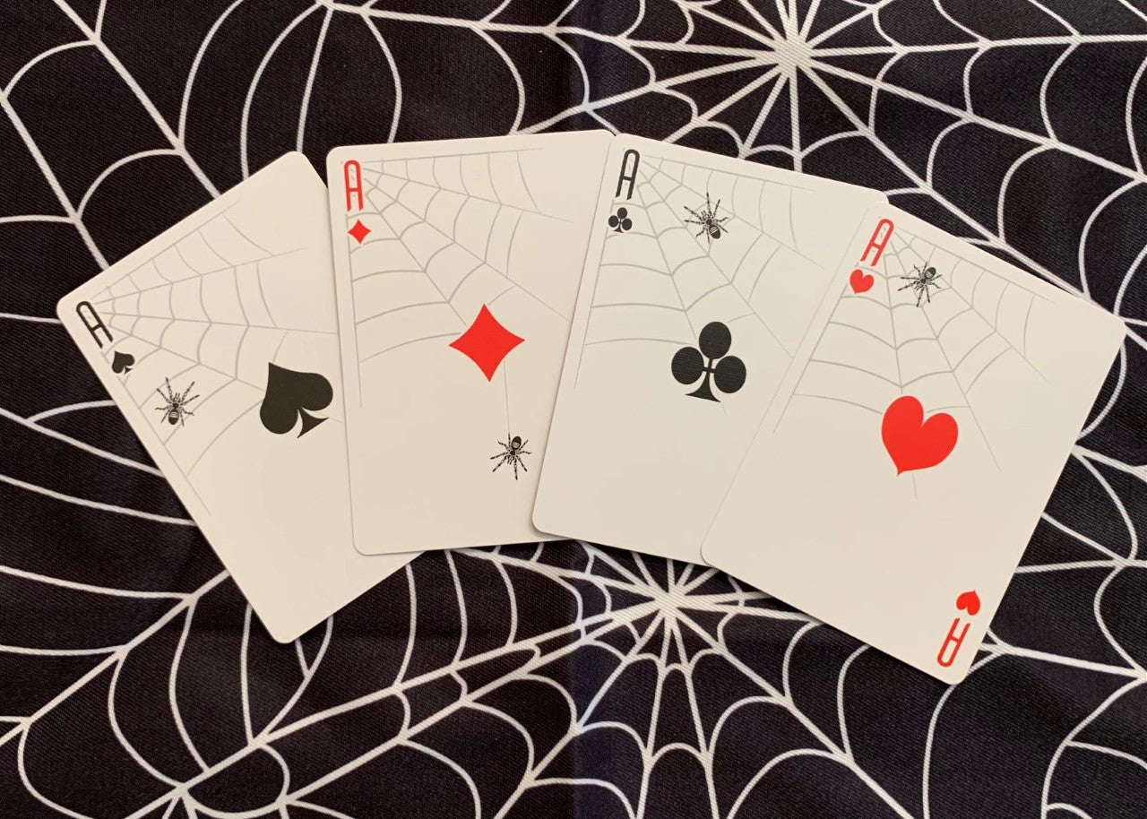 6352-spider-bicycle-playing-cards-1.jpg