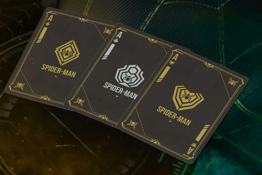 6365-spider-man-black-gold-playing-cards-1.jpg