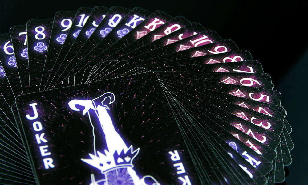 6455-starlight-shooting-star-v2-bicycle-playing-cards-1.jpg