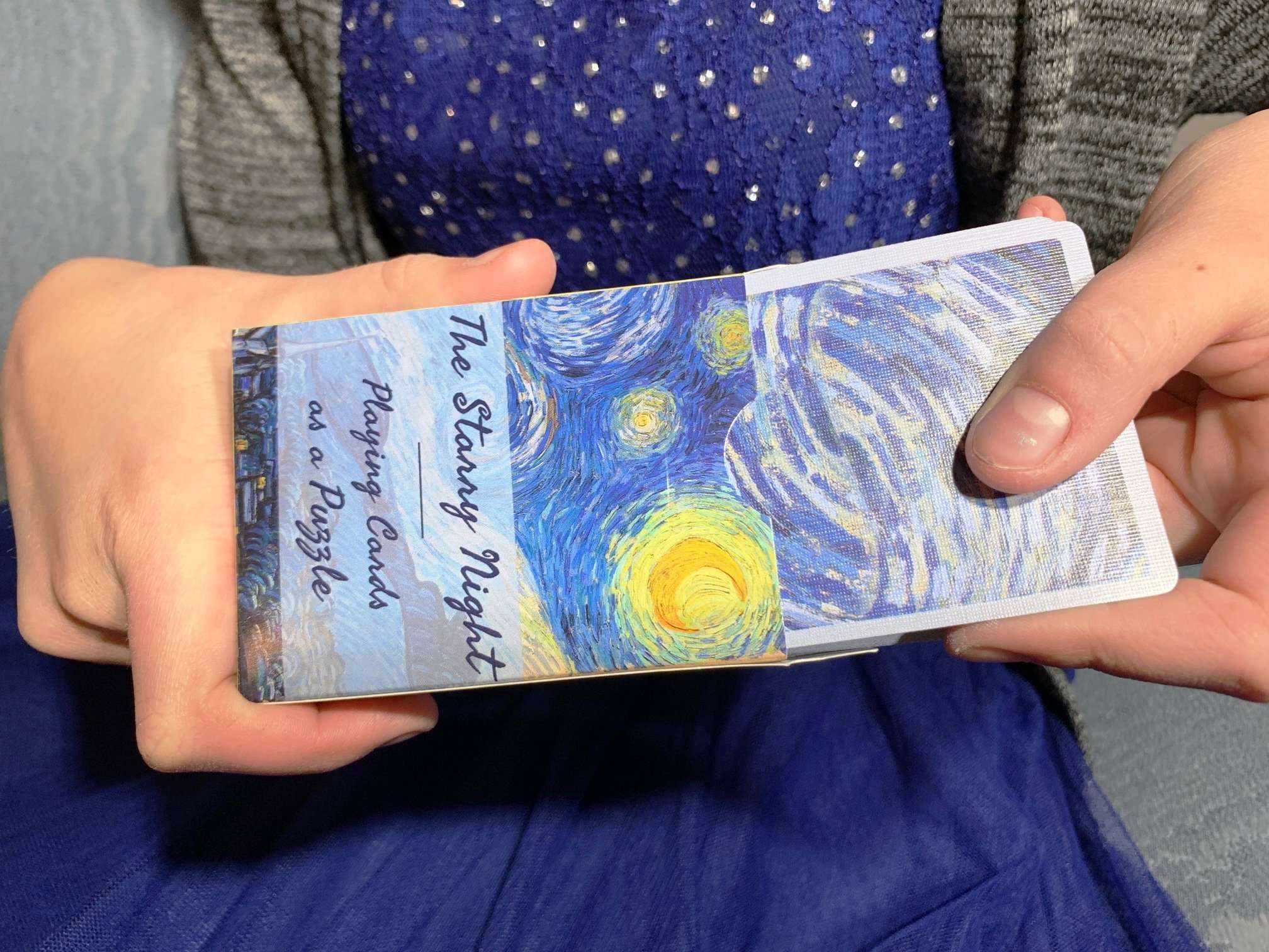 6461-starry-night-puzzle-playing-cards-uspcc-1.jpg