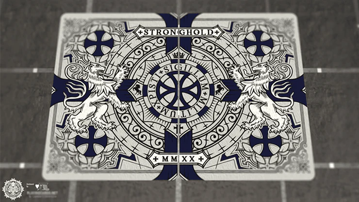 6528-stronghold-sapphire-bicycle-playing-cards-1.jpg