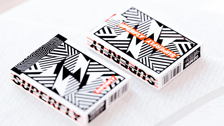 6599-superfly-dazzle-playing-cards-uspcc-1.webp
