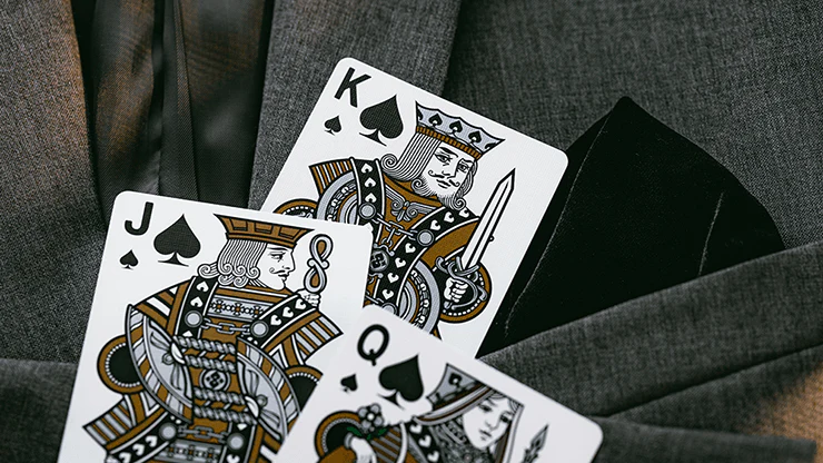 6682-table-players-no-13-v6-playing-cards-uspcc-1.jpg