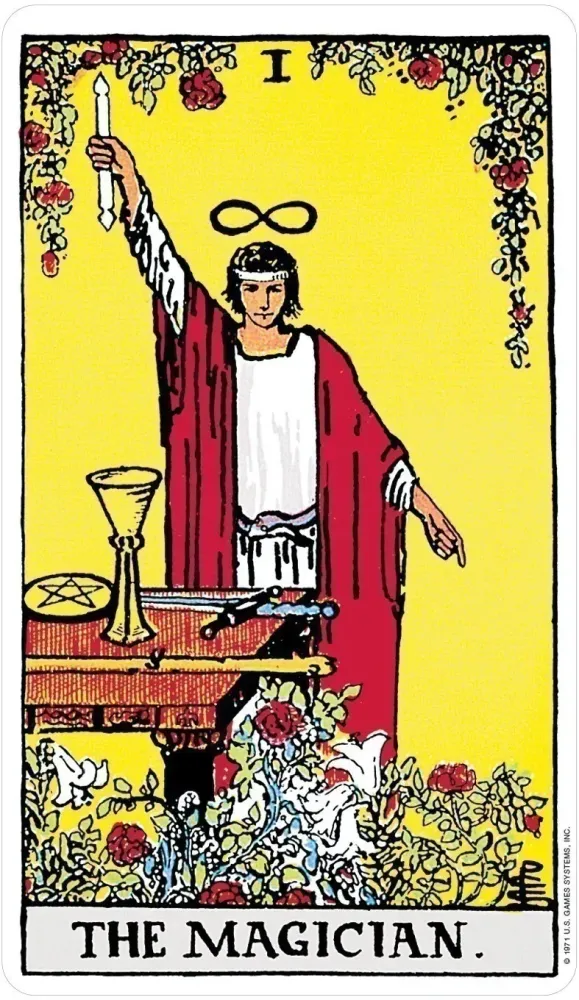 6819-the-100-plastic-rider-tarot-deck–1.webp