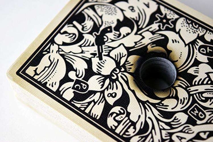 6894-the-dead-man-s-deck-v2-playing-cards-cartamundi-1.jpg