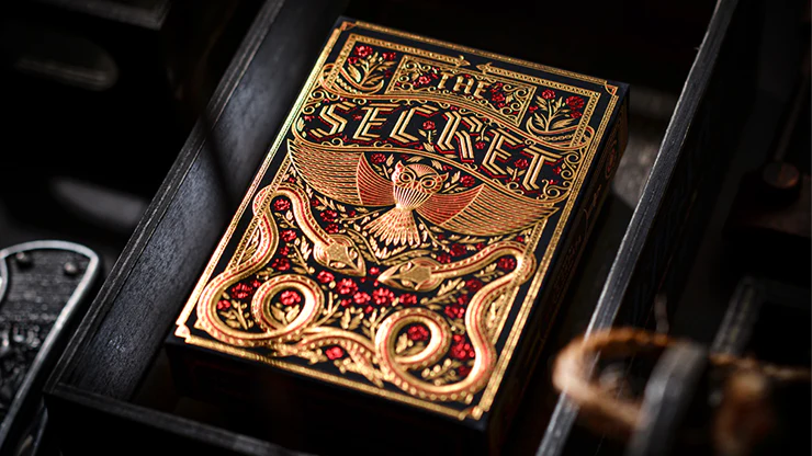 7097-the-secret-scarlet-playing-cards-twpcc-1.jpg