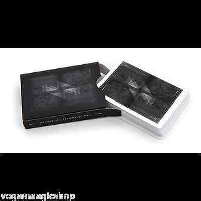 7132-the-triangles-prototype-playing-cards-deck-uspcc-1.jpg