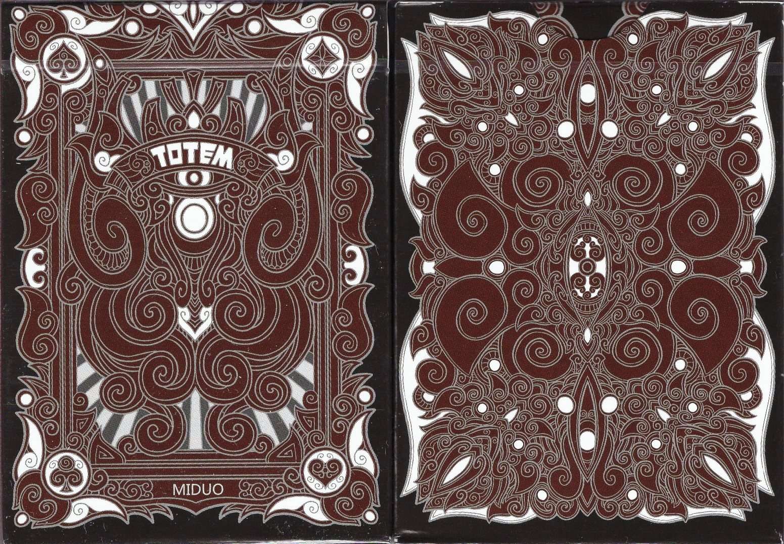 7224-totem-playing-cards-uspcc-1.jpg
