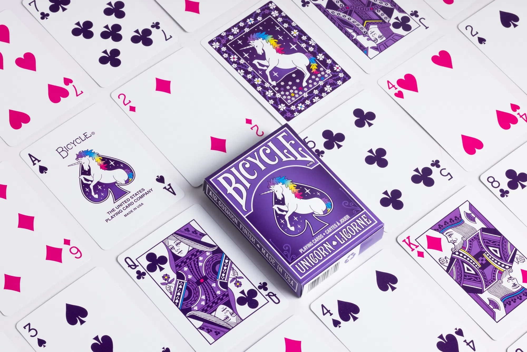 7388-unicorn-bicycle-playing-cards-1.webp