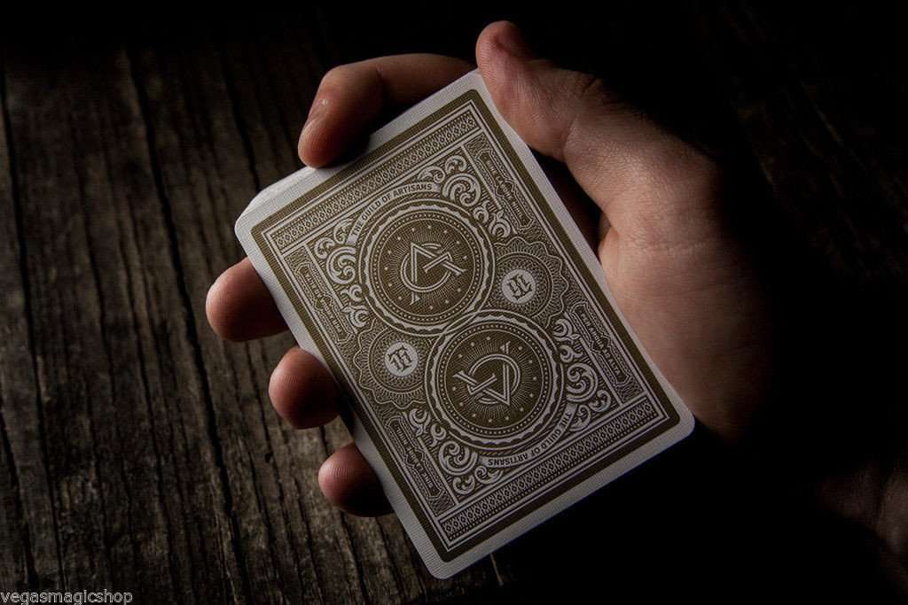 742-artisan-white-playing-cards-uspcc-1.jpg