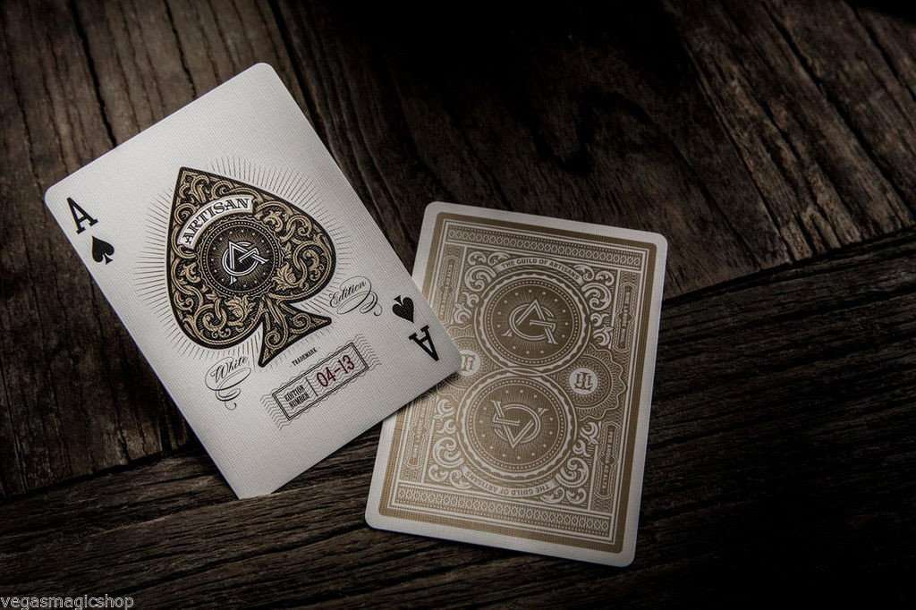 742-artisan-white-playing-cards-uspcc-1.jpg