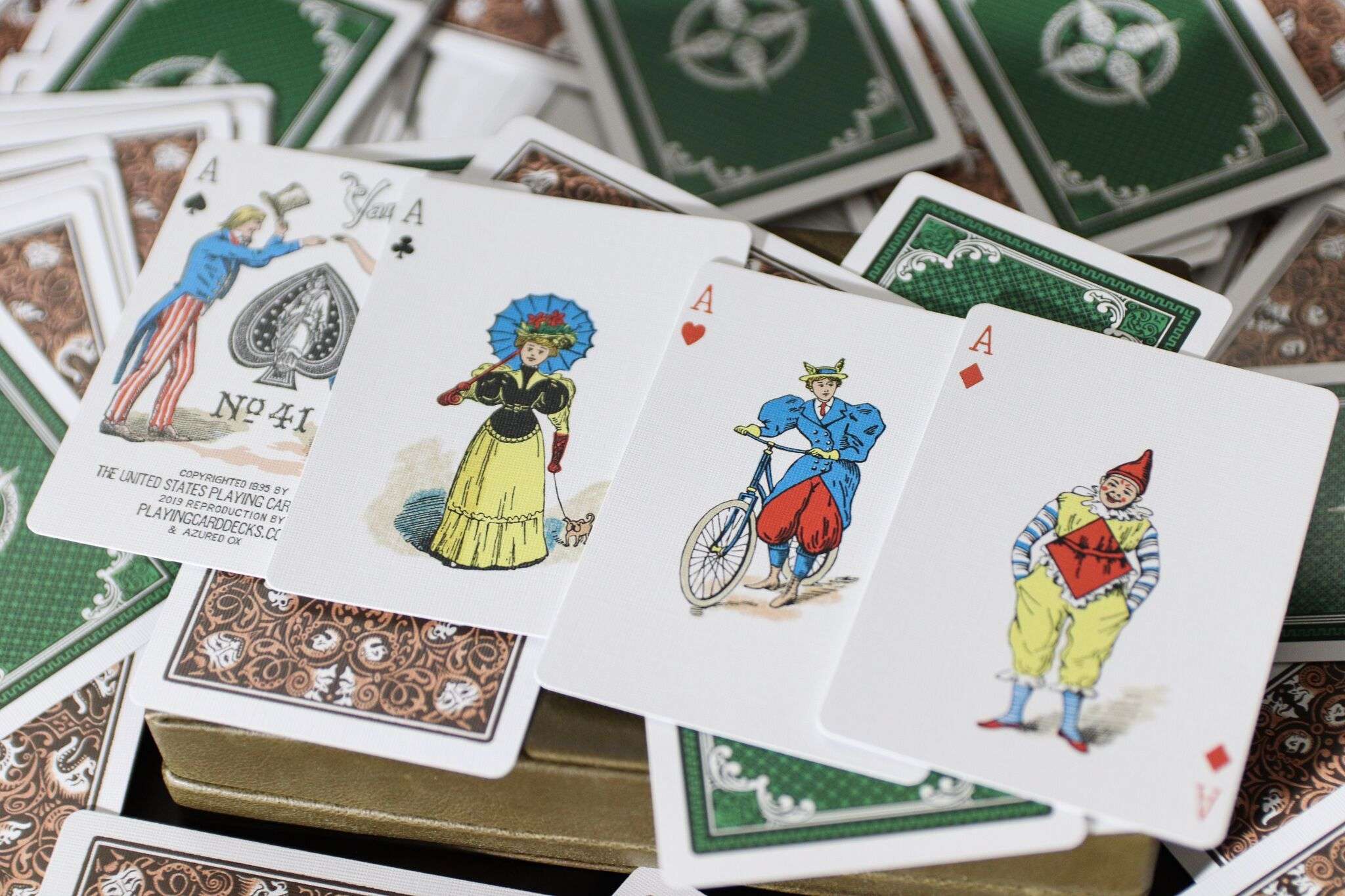 7466-vanity-reproduction-playing-cards-uspcc-1.jpg