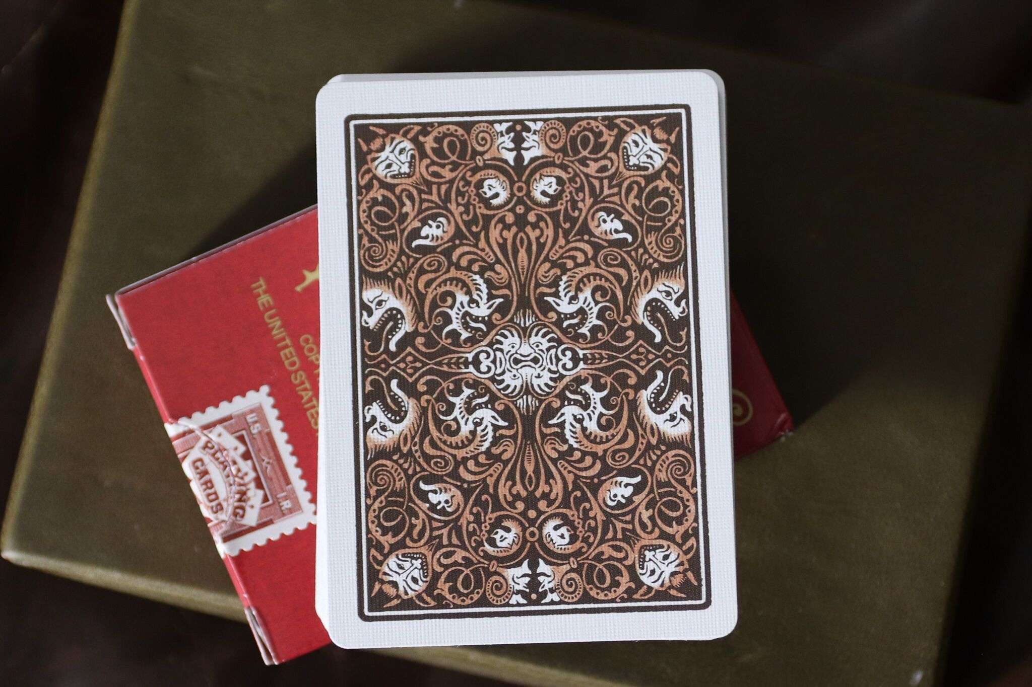 7466-vanity-reproduction-playing-cards-uspcc-1.jpg