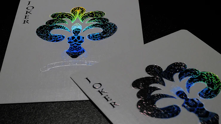 7476-vegas-diffractor-ultraviolet-playing-cards-vxd-1.jpg